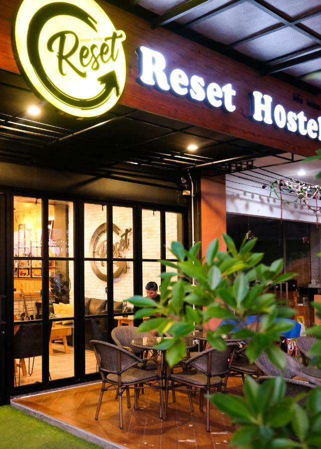 Reset Hostel Klong Muang Beach Exterior photo