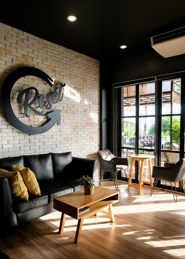 Reset Hostel Klong Muang Beach Exterior photo